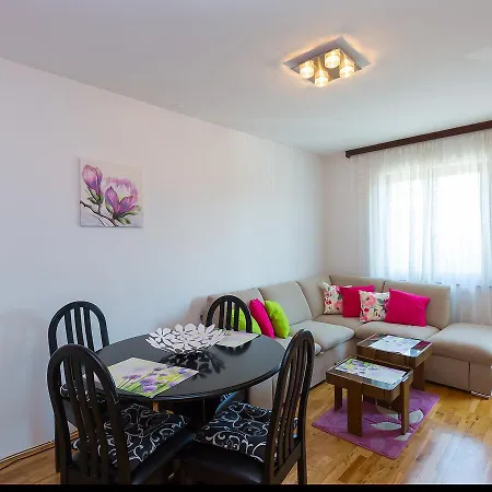 Appartement Pepina